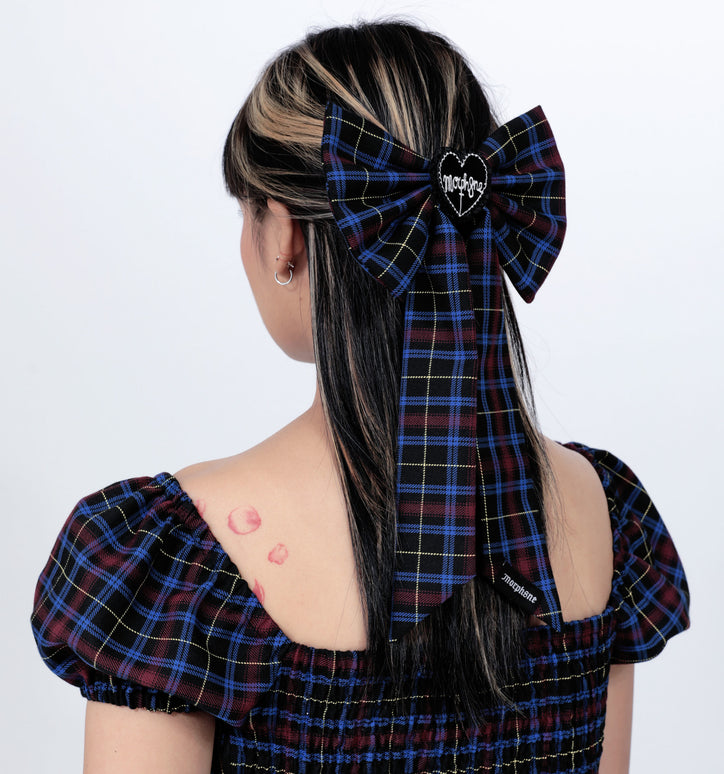Morph8ne_On+Off_OS_On-hairclip+On Crop top01