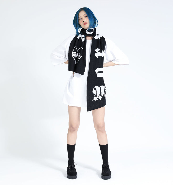 cure scarf 01
