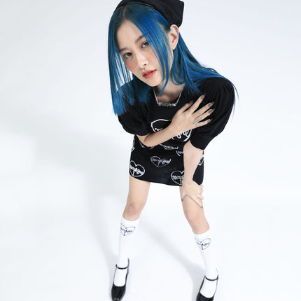 hearted kerchief headband + cure necklace+ puff-sleeve knit top + cure skirt + white logo high socks04